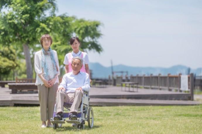 20-50代活躍中/訪問介護・定期巡回の介護職員・ヘルパー/大阪府大阪市東成区/正社員/月給235100円~!/CRDS9013