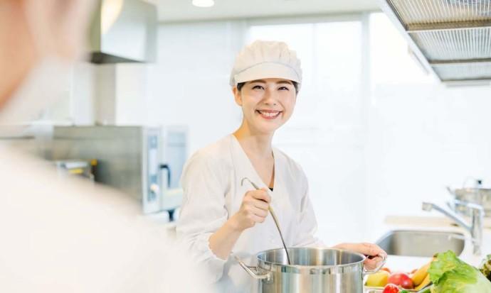 特別養護老人ホームの管理栄養士/月給21万円～/しっかり稼げる/管理栄養士/cd020177