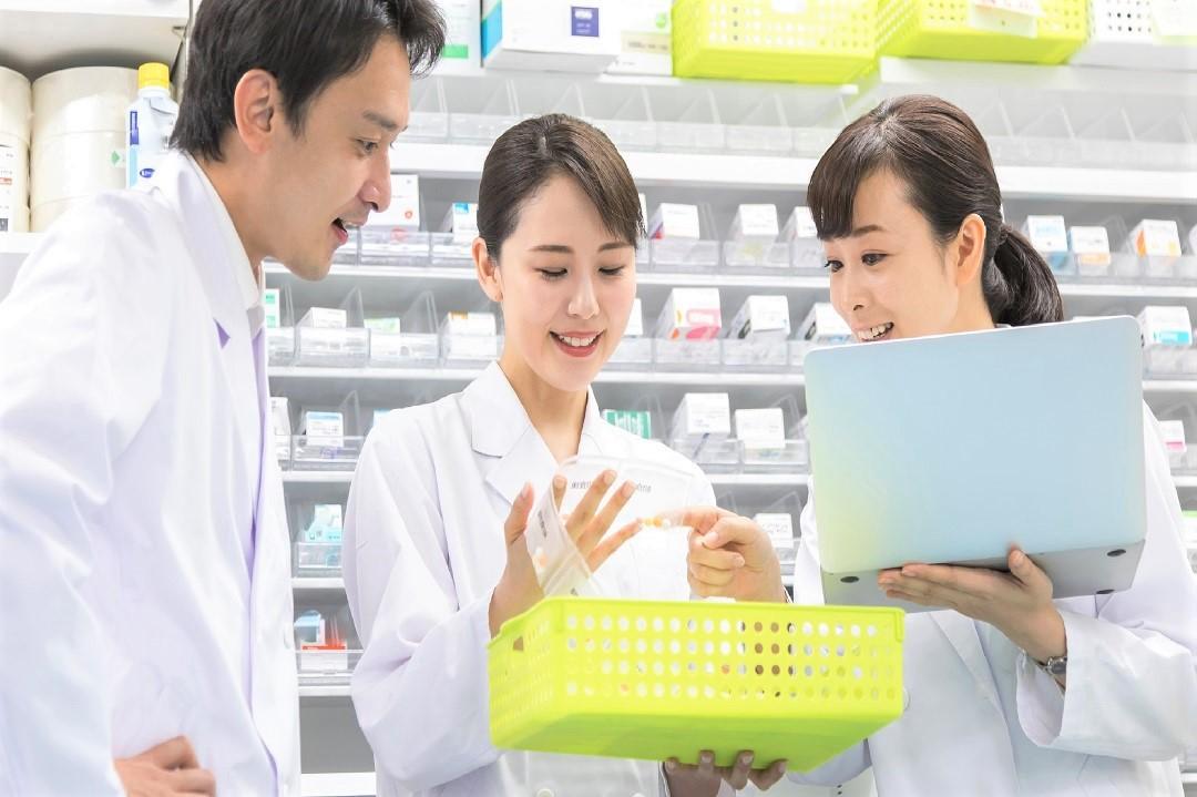 吹田市【江坂駅】【正社員/薬剤師/求人】高年収ご相談可！駅チカ♪内科メイン♪安定した経営基盤で長期就業しませんか♪【ID: 101686】