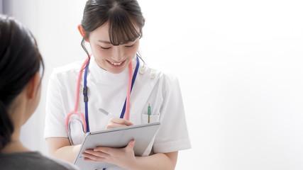 介護老人保健施設（老健）の准看護師/生活介助中心。丁寧なケアで寄り添う仕事/HRCNS/EL/HW/04571