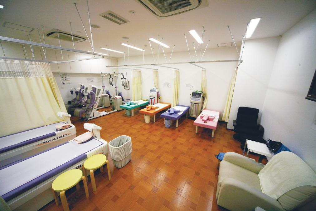 堺市東区　看護助手(常勤)募集　資格・年齢・学歴不問◎ | にしおか整形外科(大阪府堺市東区)の求人